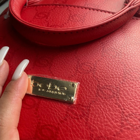 BEAUTIFUL BRIGHT RED BEBE BAG - Picture 3 of 7